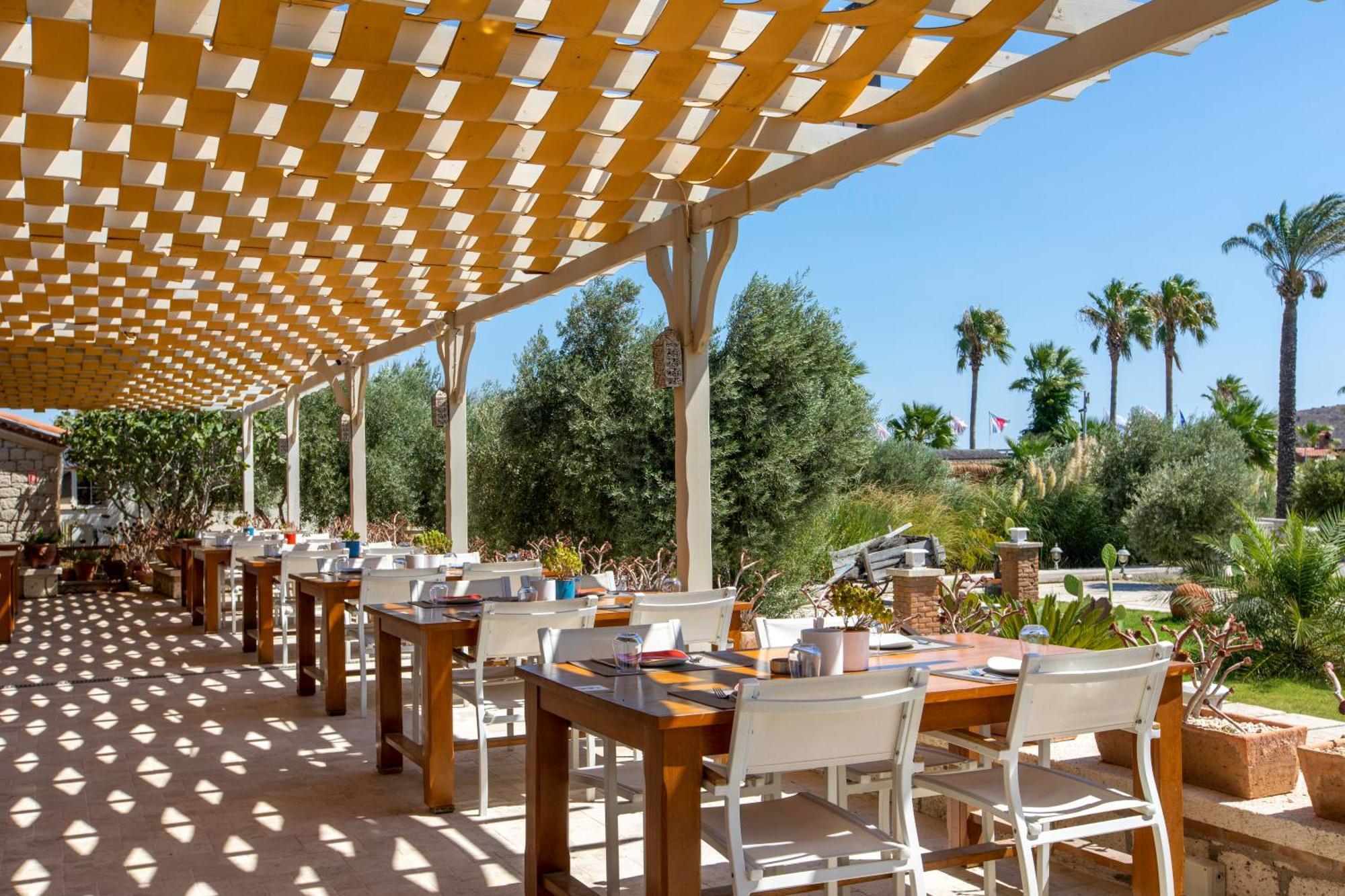 Alacati Beach Resort Екстериор снимка